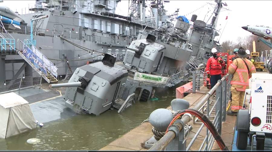 _navy_ship